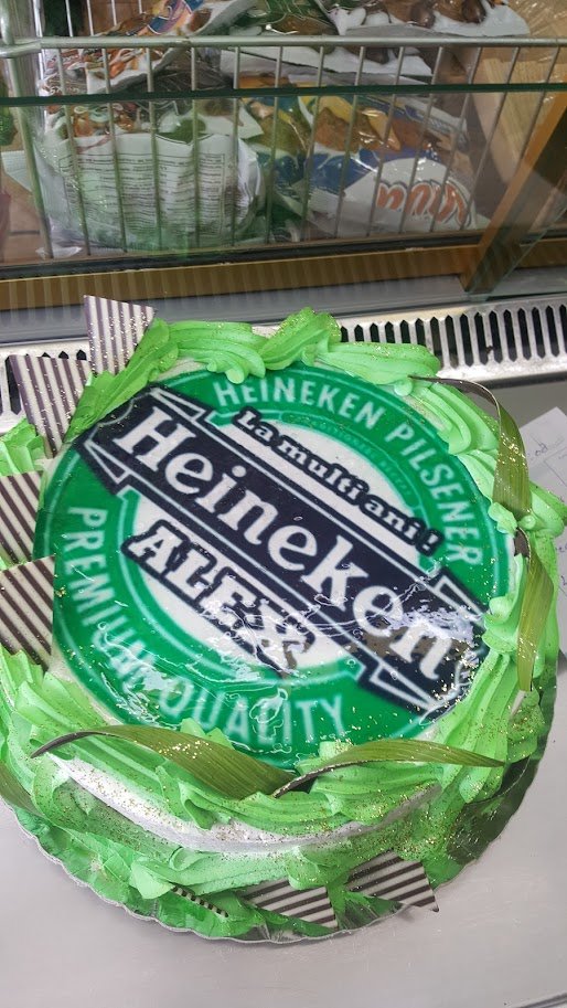 Tarta  personalizada para adulto Heineken