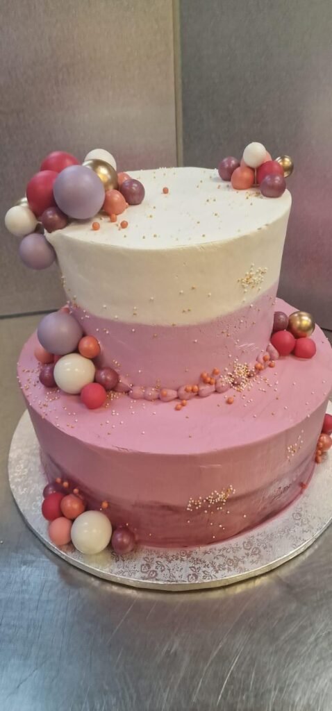 tarta para bautizo de niña 2 pisos